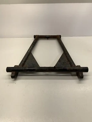 Brazo de par delantero, negro - Arctic Cat Panther 2006 Foto 1 de 4