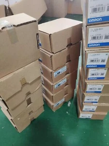 1pcs Omron CJ1W-OD231 PLC  Output Unit - Picture 1 of 5