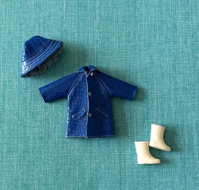 Vintage Barbie Tutti Little Sister Outfit Puddle Jumpers #3601 Blue Raincoat - Image 1 of 4