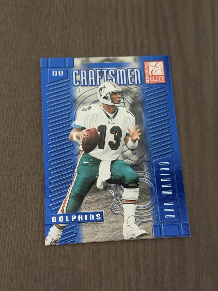 2000 Donruss Elite Craftsmen Insert /2500 #C-1 DAN MARINO Miami Dolphins HOF - Image 1 of 2