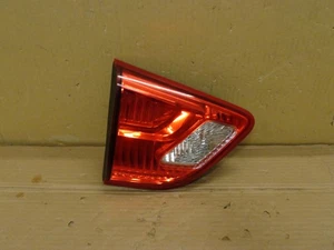 Luz de reversa trasera del maletero interior izquierdo Nissan Pathfinder 2017-2020 OEM - Imagen 1 de 21