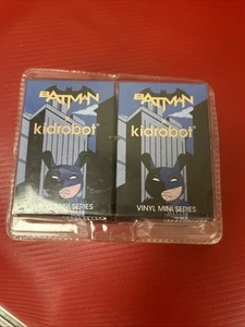 Kidrobot Batman Dunny 3 pulgadas clásico Robin 2/24 2017 2 en 1 paquete sellado - Imagen 1 de 3