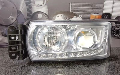 Faro Anteriore Sinistro Per Iveco Stralis Cod.45250748 Nuovo Originale - Immagine 1 di 4