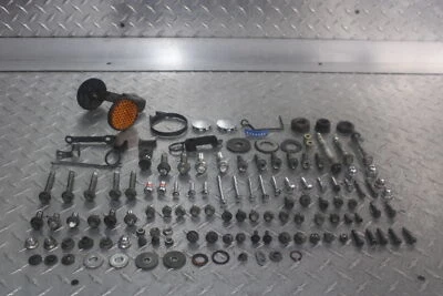 Juego de kit de tornillos bolsa de hardware Suzuki GZ250 2004 Foto 1 de 4