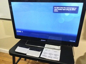 Sony Internet TV NSX-32GT1 32-Inch HD Google TV W/ Remote! Works Great! - Picture 1 of 11