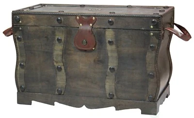 New Antique Style Distressed Wooden Pirate Treasure Chest, Coffee Table Trunk - Image 1 of 4