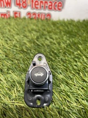 ✅ 2014 DODGE CHARGER TRUNK RELEASE OPENER PN: 56046228AC OEM - Image 1 of 4