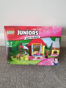 LEGO Disney Princess Snow White's Forest Cottage 10738 Retired new * mint box * - Picture 1 of 3