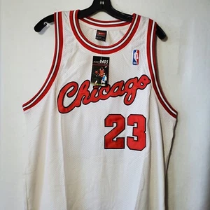 Michael Jordan Chicago Bulls Jersey White Nike Jersey Men's 50 Large NWT - Picture 1 of 18