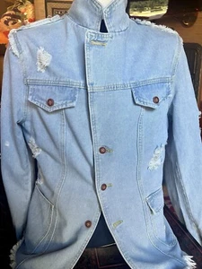 NWT Distressed GIOVANCO Denim Jean Jacket - sz L FASHION BUTTON FRONT Pockets - Picture 1 of 19