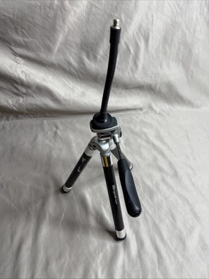 Targus TG-42TT Tripod 11-42" Telescoping Legs Merkury Innovations - Image 1 of 4