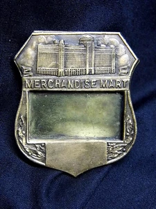 VINTAGE WARE MART CHICAGO, IL.  MITARBEITERABZEICHEN - Bild 1 von 2