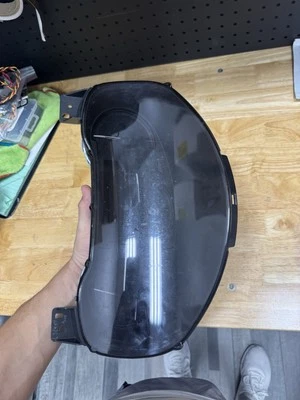 Painel de instrumentos velocímetro 2014-2019 Cadillac CTS FABRICANTE DE EQUIPAMENTO ORIGINAL 84053996 - Imagem 1 de 4