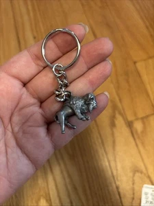 Vintage Pewter Buffalo Keychain Key Ring Metal Detailed Mini Tiny - Picture 1 of 5