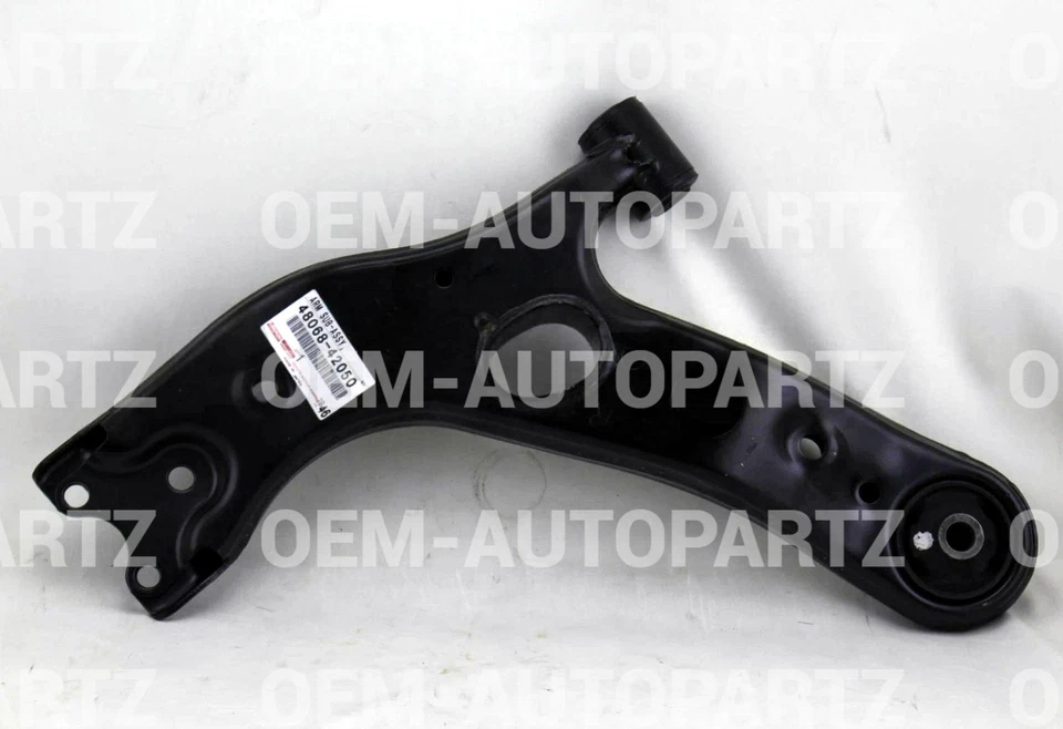 Brazo de control inferior delantero derecho genuino OEM 48068-42050 Toyota RAV4 2006-2012 Foto 1 de 1