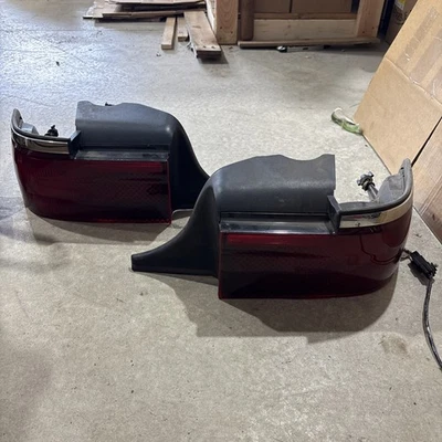 ¡Juego de luces traseras Mercury Grand Marquis 1995, 1996, 1997! Con cableado Foto 1 de 4