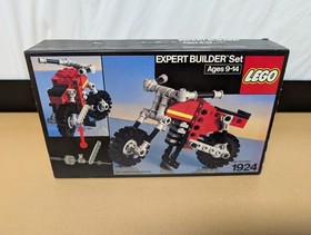 LEGO Technic / Expert Builder Set: Motorcycle (1924) New in Sealed Box!