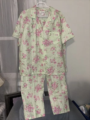 Conjunto de pijama para mujer talla 2X manga corta como nuevo con flores rosas Seersucker Foto 1 de 4