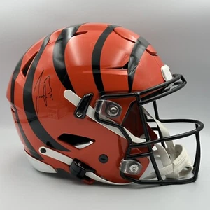 Joe Burrow Signed Cincinnati Bengals Riddell SpeedFlex Helmet Fanatics Authentic - Picture 1 of 9