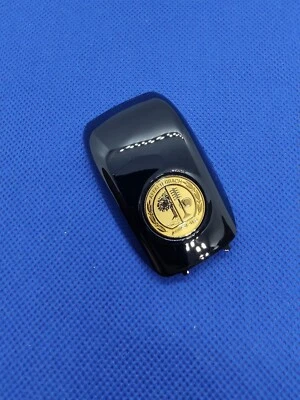 couverture cle mercedes badge affalterbach AMG or - Photo 1/4