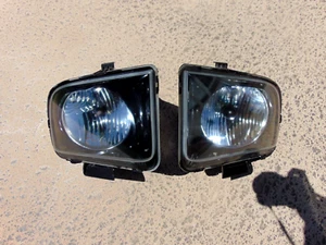 05-09 Ford Mustang Halogen Headlights w/ Restored Lenses LH & RH Both OEM - Picture 1 of 19
