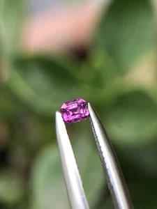 0.15 crt Beautiful Kashmir Sapphire - Picture 1 of 12