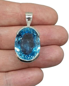Swiss Blue Topaz Pendant, Sterling Silver, Oval Faceted, 36 carats, December Gem - Picture 1 of 9