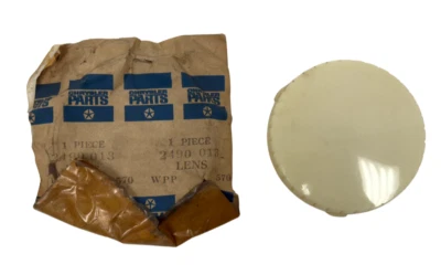 Plymouth Dodge Chrysler C 1965-1968 carrocería luz lámpara lente 2490013 nuevo de stock Foto 1 de 4