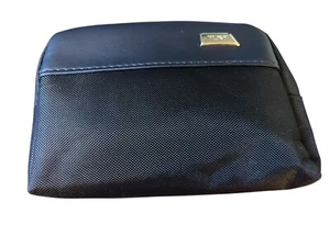TUMI For Delta Airlines Toiletry Makeup Amenity Travel Bag Navy Pen Eye Mask Etc - Picture 1 of 4