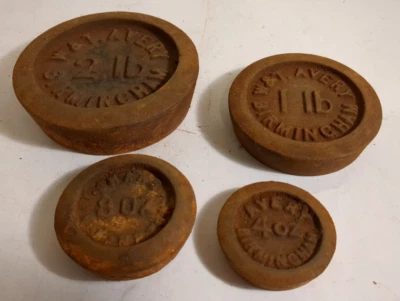 ANTIQUE / VINTAGE  SCALE WEIGHTS CHEMIST SHOP AVERY 2lb 1lb 8oz 4oz - Image 1 of 4