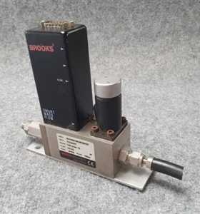 BROOKS INSTRUMENT 5851S/BD1HA1AB2BA1B1 SMART MASS FLOW - Picture 1 of 9