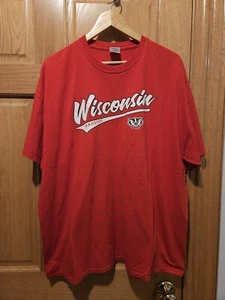 Vintage Ncaa Wisconsin Badgers T-Shirt Mens 2XL Red - Picture 1 of 3