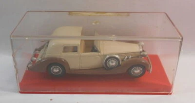 Solido 1/43 Scale Metal Model - SO93 DELAGE CREAM/BROWN - Image 1 of 2