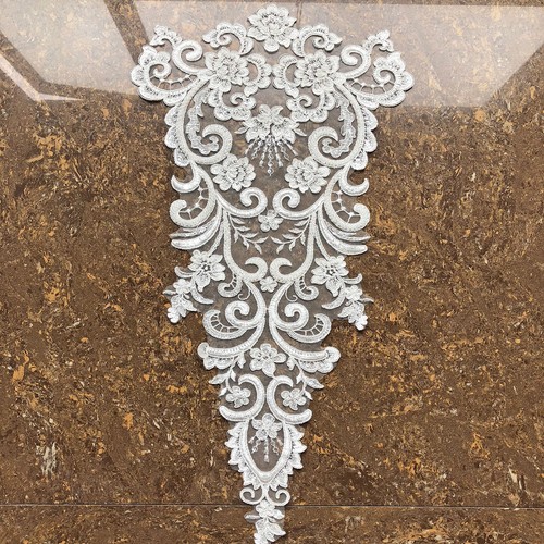 OFF WHITE Paillettes Ricamo Pizzo Bordo Bianco Fuori Costume Motivo Abito da Sera Applique 1 Pz