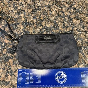 Coach Black Signature Wristlet Clutch with Leather Trim hang tags attached - Picture 1 of 7