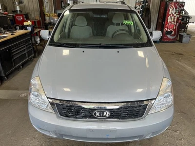 06-12 y 14 KIA SEDONA CAPÓ DELANTERO CAPÓ SILVERSTONE BEIGE FDP Foto 1 de 4