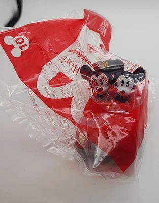 Walt Disney World McDonald's Mickey & Minnie's Runaway Railroad #10 Foto 1 de 4