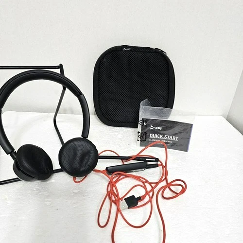 Auriculares estéreo con cable Poly Plantronics Blackwire 3300 USB-A BW3315/3325 Foto 1 de 1