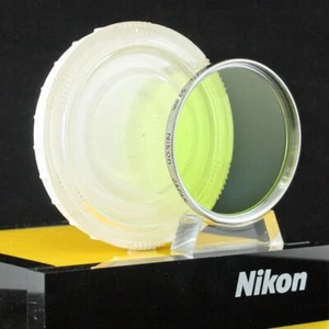 *GENUINE NIKON 52MM (SILVER RIM) X0 LIGHT GREEN FILTER | for B&W PHOTOGRAPHY* - Picture 1 of 1