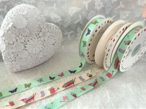 Reel Chic GARDEN OR BUTTERFLY grosgrain ribbon - 16mm - Mint or Antique White - Picture 1 of 7