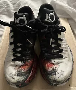 Nike KD Navidad 822948-106 Rojo Blanco Negro Tenis de Baloncesto para Hombres Talla 10 EE. UU. - Imagen 1 de 12