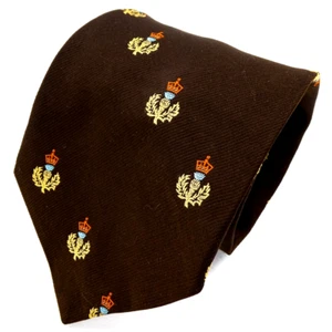 Corbata vintage marrón oscuro escudo club ancho 57 pulgadas x 4 pulgadas. - Imagen 1 de 4