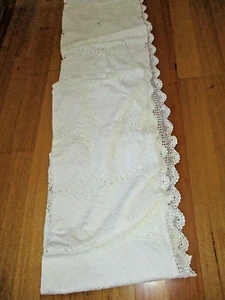 Vintage White Cotton & Crochet Lace Tablecloth 265 x 165 cms. - Picture 1 of 4