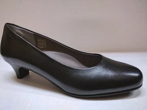 SAS WOMEN'S ELAINE CLASSIC PUMP WIDE WIDTH, MADE IN ITALY - Picture 1 of 2
