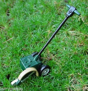 Edger Machine Miniature 1/24 Scale G Scale Diorama Accessory Item - Picture 1 of 1