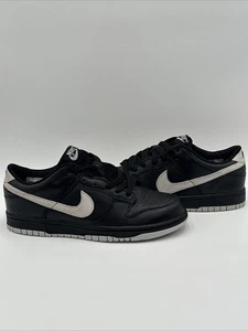 Nike Dunk Low Schwarz Neutral Grau 2004 Größe 7,5 Brandneu 309431-001 - Bild 1 von 21