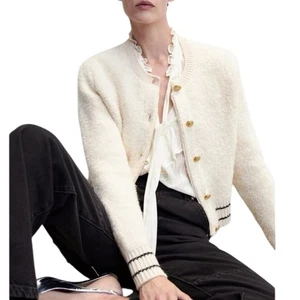 MNG Mango cremefarbene Strickjacke goldene Knöpfe & schwarzer Besatz Größe Medium cropped - Bild 1 von 15