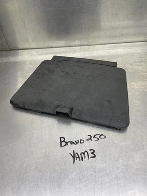 82-86 OEM Vintage Yamaha Bravo Br250 Compartimento de almacenamiento Tapa de maletero Cubierta Solapa Foto 1 de 3