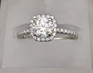 14k White Gold Moissanite 6mm Round With Halo Accents Size 5.75 ~ 2.6g - Picture 1 of 10
