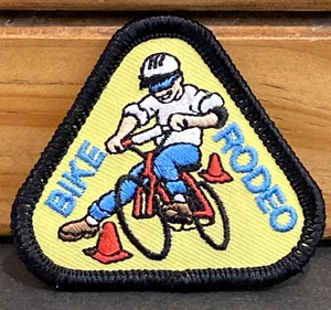 Parche para bicicleta rodeo bordado coser planchar - Scouts, manualidades, campamentos - NUEVO - Imagen 1 de 4